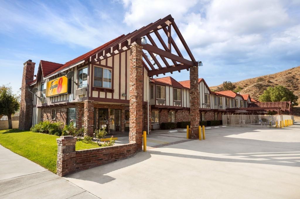 Мотель Super 8 By Wyndham Santa Clarita/Valencia Экстерьер фото